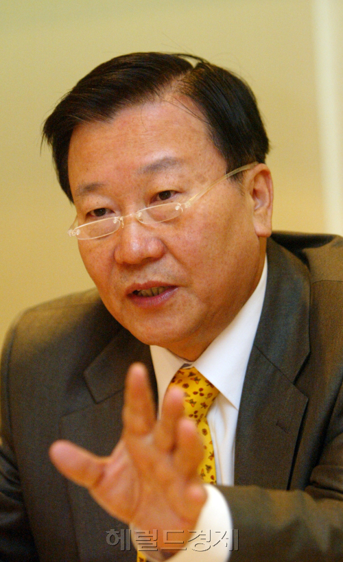 박세일 한반도선진화재단 이사장<br />김명섭기자 msiron@