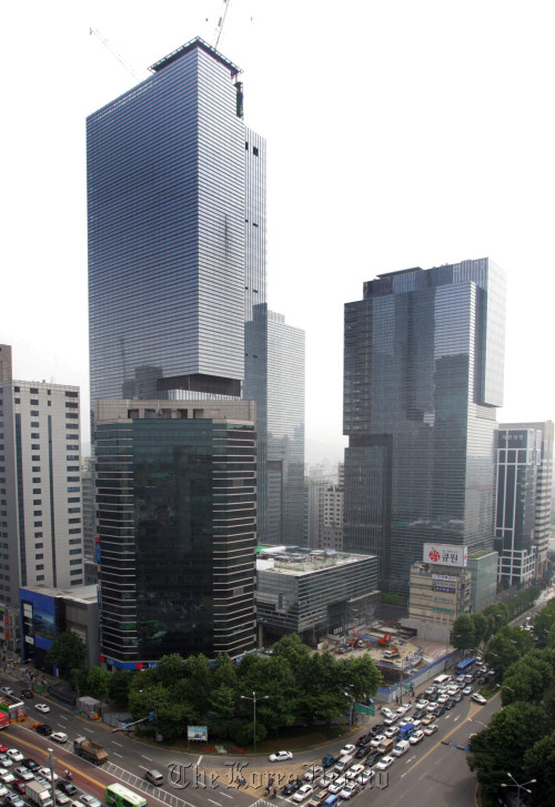 강남역 삼성타운.박현구기자phko@heeraldm.com2007.07.24