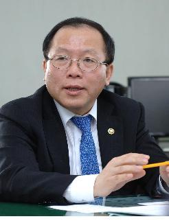 김동선, 중소기업청 청장 /  김동선 중기청장, 부산 전통시장 방문