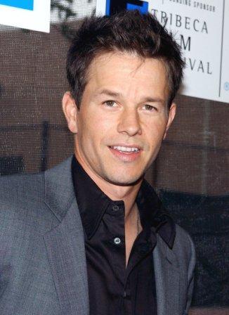 Mark Wahlberg (MCT)
마크 월버그 (Mark Robert Michael Wahlberg) ,영화배우,가수(미국)/ Gisele Bundchen, Mark Wahlberg have the hottest bodies