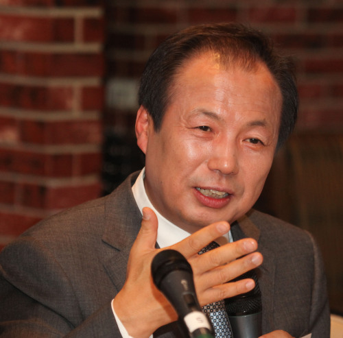 Shin Jong-kyun