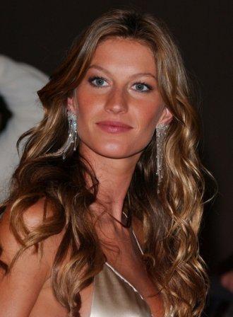 지젤 번천 (Gisele Bundchen),모델(브라질) / Mark Wahlberg have the hottest bodies
