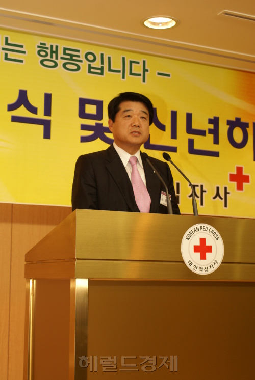 김종섭, 삼익악기 (대표이사 회장), 대한적십자사 (부총재) /김종섭 삼익악기 회장, 대한적십자사 부총재 취임