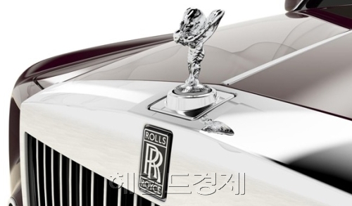 [롤스로이스 '환희의 토토사이트 운영 썰상']