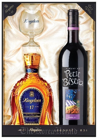 Kingdom 17 Years and Petit Bistro Merlot