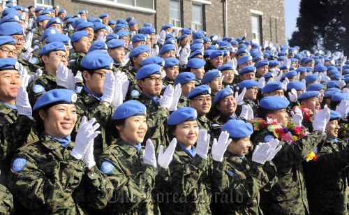 27일 오후 경기도 광주 육군특수전교육단에서 '동명부대 8진' 파병 환송식이 열린 가운데 파병장병들이 기념촬영을 하고 있다. 박해묵 기자/mook@heraldm.com
