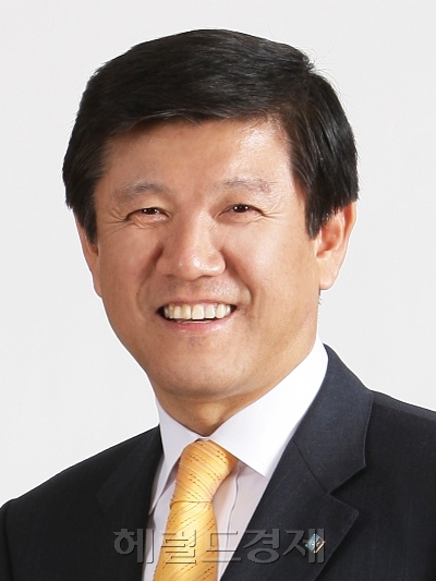 조준희 중소기업은행 (은행장) / (생)조준희 "기업은행 토대 닦는 태종 이방원 될 것"-copy(o)1