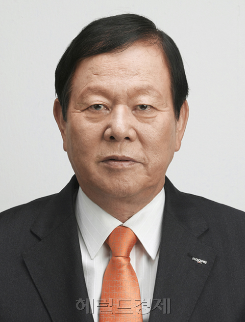 이정치 일동제약 (대표이사 회장), 유니기획 (대표이사 사장) / <생생코스피>일동제약 이정치 대표, 회장 승진 ‘원톱체제’