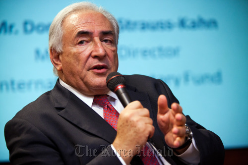 Dominique Strauss-Kahn, managing director of the International Monetary Fund, delivers an address on “The Global Economic Outlook and Asia’s Role in the Global Economy,” in Singapore, on Feb. 1.  Bloomberg
Dominique Strauss-Kahn, managing director of the International Monetary Fund, delivers an address on “The Global Economic Outlook and Asia’s Role in the Global Economy,” in Singapore, on Feb. 1.  Bloomberg