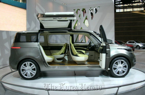 Kia’s KV7 minivan concept.  Kia Motors Corp.