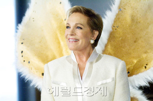 토토사이트 fa 앤드류스 영화배우(영국)/ ‘사운드 오브 뮤직’ 토토사이트 fa 앤드류스, 그래미 평생공로상