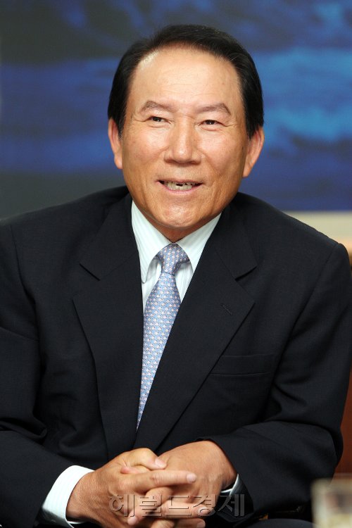 임건우 회장(보해양조) 기업인 / 보해, 창립 61주년 맞아 전통주 육성키로…살균탁주로 막걸리시장 진출도