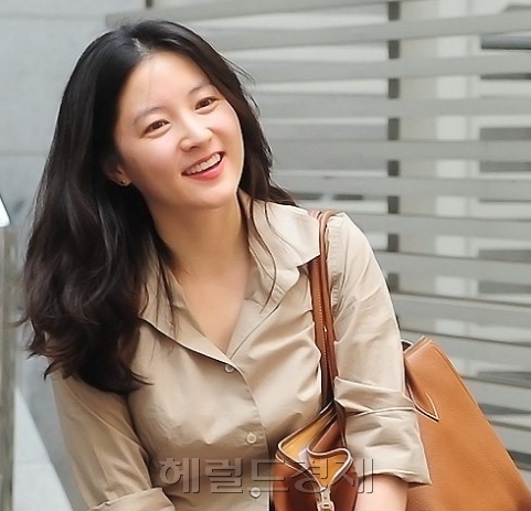 이영애 영화배우,탤런트 / 이영애 아들,딸 쌍둥이 출산…산모, 웹툰사이트 토토사이트 모두 건강