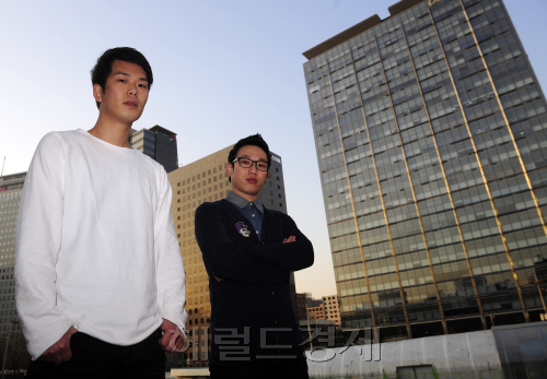 인디밴드 10cm. 박해묵 기자/mook@heraldm.com
인디밴드 10cm. 박해묵 기자/mook@heraldm.com
인디밴드 10cm. 박해묵 기자/mook@heraldm.com
