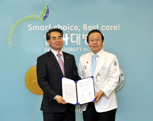 정동화 포스코건설 사장, 박승림 인하대병원 의료원장 포스코건설_인하대병원_협약 / 포스코건설, 인하대병원과 의료봉사활동 협약체결-인천지역 난치병 아동 수술비 지원