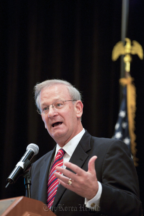 Thomas Hoenig, president of the Federal Reserve Bank of Kansas City. Bloomberg