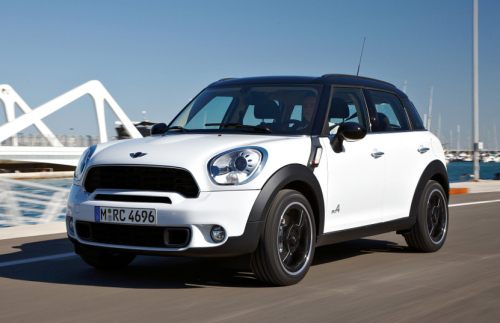 BMW Korea introduces a new BMW Mini on Thursday. (Yonhap News)