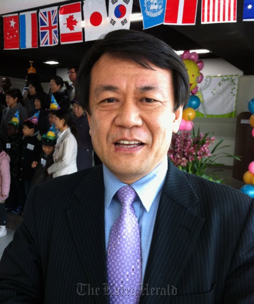 김해성(KimHaesung), 목사 겸 사회기관단체인