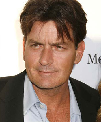 찰리 쉰 (Charlie Sheen), 영화배우(미국) / ‘나쁜 남자’ 찰리 신, 트위터 대박…하루 100만 팔로어 기네스북 기록