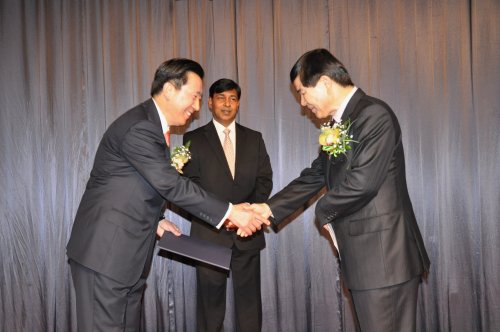 데이비드 김 김광호 모나리자회장, 쇼히둘 이슬람 주한방글라데시대사(방글라데시), 박해윤 외교통상부 남아시아태평양 국장/ Bangladesh makes David Kim honorary consul general