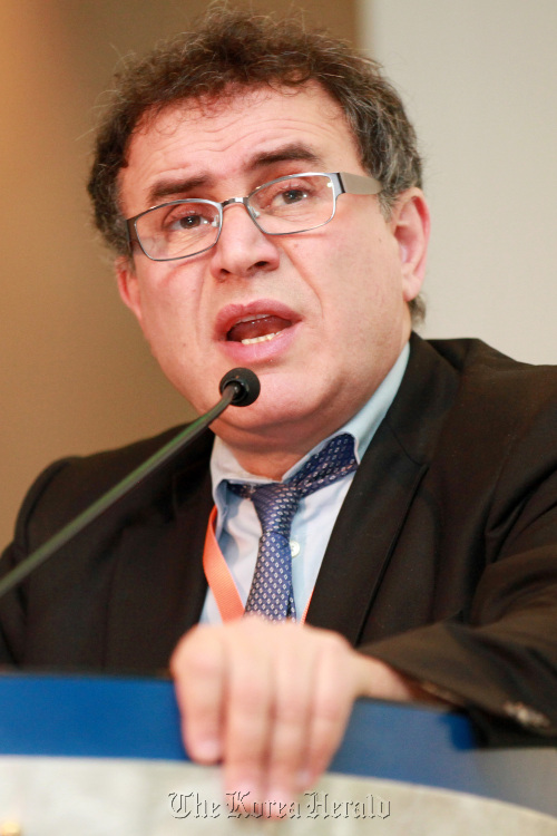 Nouriel Roubini.  Bloomberg
누리엘 루비니 (Nouriel Roubini), 교수(터키)