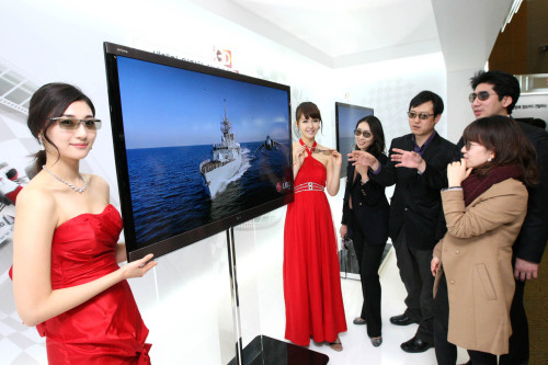 LG Electronics showcases its latest 3-D TV lineup based on its new film-type patterned retarder technology.  LG Electronics