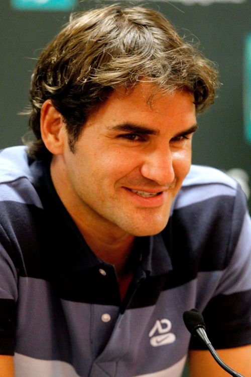 <YONHAP PHOTO-1155> INDIAN WELLS, CA - MARCH 10: Roger Federer of Switzerland fields questions at a press conference during the BNP Paribas Open at the Indian Wells Tennis Garden on March 10, 2011 in Indian Wells, California. Matthew Stockman/Getty Images/AFP== FOR NEWSPAPERS, INTERNET, TELCOS & TELEVISION USE ONLY == /2011-03-11 09:07:30/ <저작권자 ⓒ 1980-2011 ㈜연합뉴스. 무단 전재 재배포 금지.>
Roger Federer AFP-Yonhap News