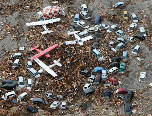 <YONHAP PHOTO-2702> Light planes and vehicles sit among the debris after they were swept by a tsumani that struck Sendai airport in northern Japan on Friday March 11, 2022. A magnitude 8.9 earthquake slammed Japan's eastern coast Friday, unleashing a 13-foot (4-meter) tsunami that swept boats, cars, buildings and tons of debris miles inland. (AP Photo/Kyodo News) JAPAN OUT, MANDATORY CREDIT, FOR COMMERCIAL USE ONLY IN NORTH AMERICA/2011-03-11 20:35:11/ <저작권자 ⓒ 1980-2011 ㈜연합뉴스. 무단 전재 재배포 금지.>
Cars and airplanes swept away by a tsunami are pictured among debris at Sendai Airport, northeastern Japan March 11, 2011.  AP-Yonhap News