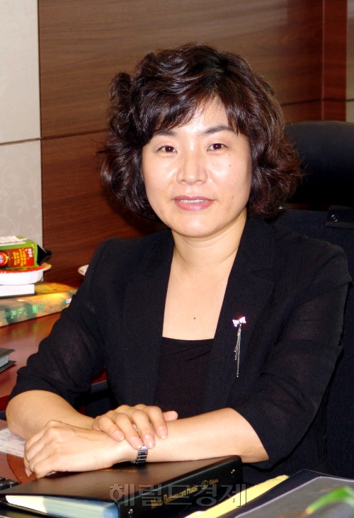 신윤주 신영증권이사 / 신영증권에 첫 여성임원 탄생