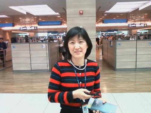 신수정  인천국제공항 환경담당 직원 (인천국제공항항공사) / '서비스 세계1위' 인천공항 환경미화원에게도 훈장