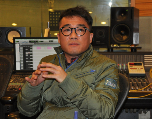 Singer Kim Gun-mo (Yonhap News)