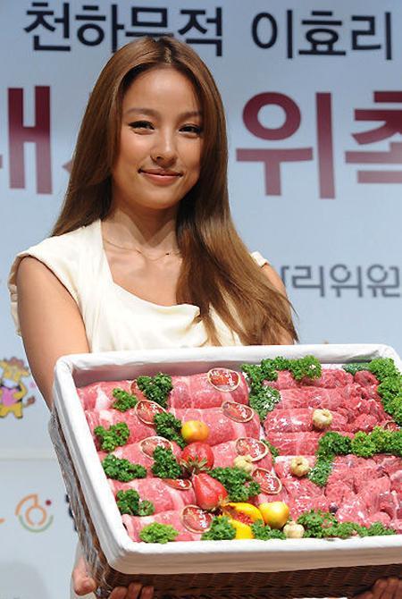 이효리 가수/이효리 채식 / 헤경사이트에만 올리세요)‘채식 전향’ 이효리의 진짜 실수는?