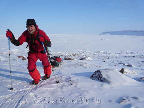 James Hooper in Northwest Greenland on the 180 Degrees Pole-to-Pole expedition.      180 Degrees Collection