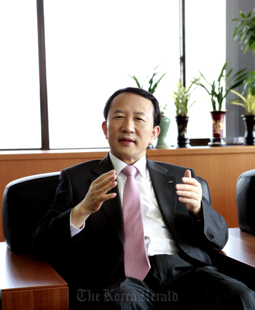Hynix CEO Kwon Oh-chul
Hynix CEO Kwon Oh-chul