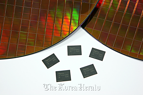 20-nano NAND Flash memory
20-nano NAND Flash memory