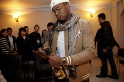 니요 가수 영화배우(미국)/  세계적 팝스타 니요(NE-YO), 최고급 샴페인과 함께 콘서트 백스테이지 파티 즐겨