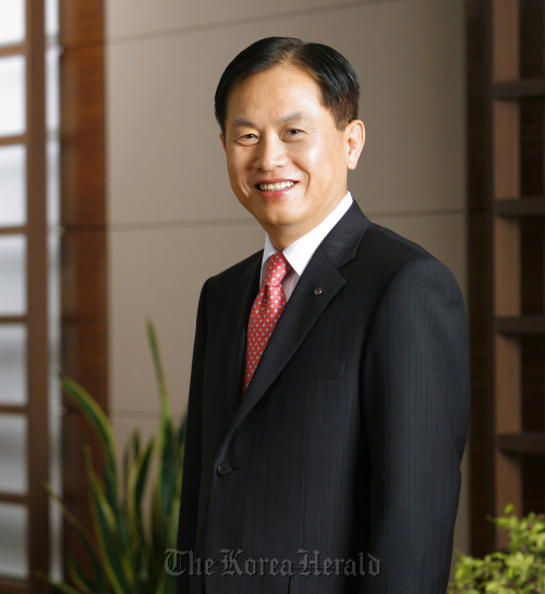 Shinhan Bank president & CEO Suh Jin-won