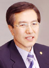 조연환 농협경제연구소 (소장) / “산이 있었기에 내가 있었다”···조연환 전 토토사이트 로그인, 산문집 ‘산이 있었기에’출간