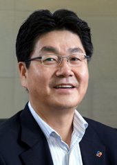 이관훈 CJ그룹 (대표이사) / “대한통운을 인수한 뒤 대한민국을 대표하는 아시아 DHL로 만들겠습니다”…이관훈 CJ 대표