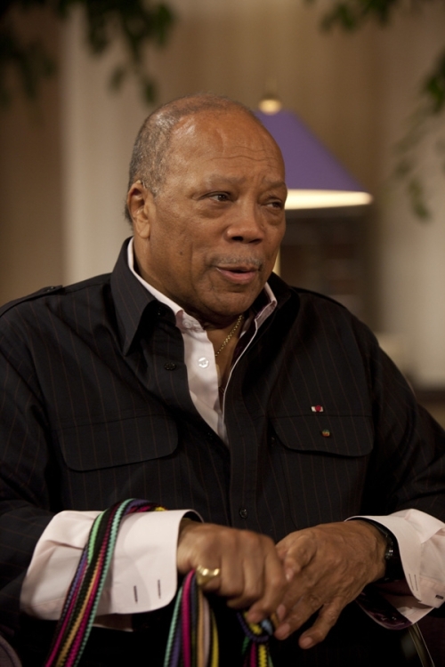 토토사이트 레드룸 존스 (Quincy Jones
