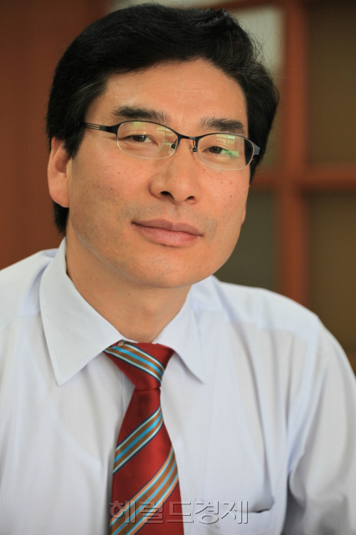 이의준 중소기업청 국장급 / 중기청, 이의준 국장 ‘독립컨설턴트를 꿈꿔라’ 발간