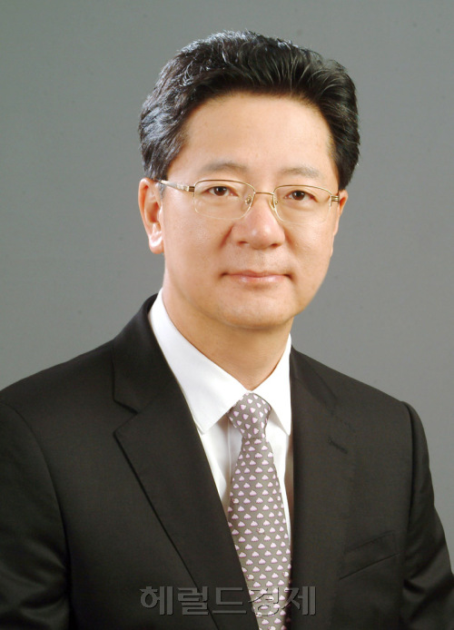 이종욱 가톨릭대학교 서울성모병원 조혈모세포이식센터 교수 (혈액내과) / 중증 재생불량성빈혈, 타인간 조혈모세포이식 걱정 마세요!
