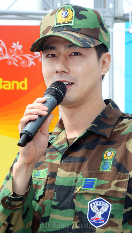Cho In-sung. Yonhap News 조인성 영화배우/조인성2 / Cho In-sung photo
