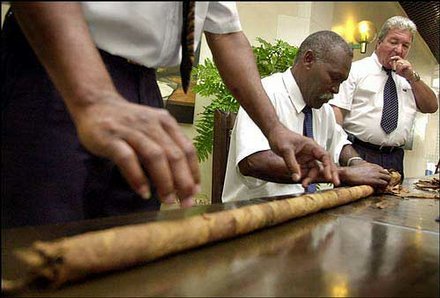 world's longest cigarette Cuban rolls worlds longest cigar
