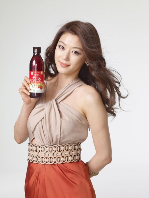 골드문 토토사이트 추천 (왕지현) 영화배우 / 골드문 토토사이트 추천, 홍초를 마시다
