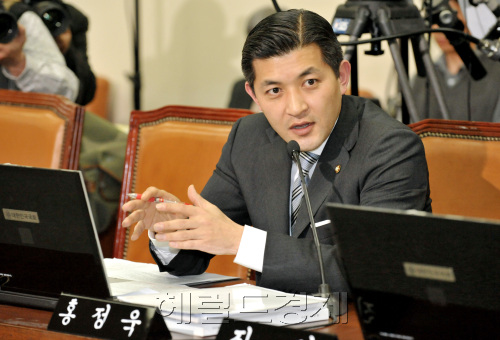 홍정욱 정당인, 한나라당 (국회의원), 외교통상통일위원회 (위원) / 사진) 새로운 한나라 44인