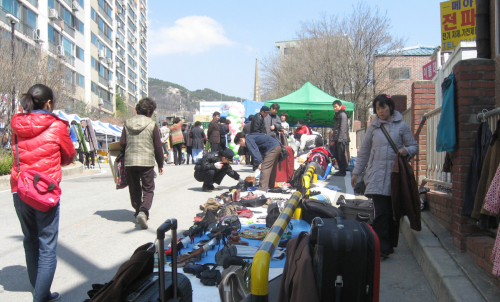 홍은동 벽산아파트_녹색장터 / 서대문구 ‘아나바다, 사용가능한 중고물품 나눠쓰세요”