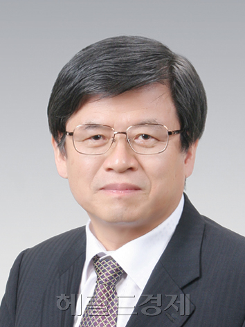 김교식 여성가족부 차관 / (포럼)가족의 소중함을 생각하는 5월에..김교식 여성가족부 차관-copy(o)1
