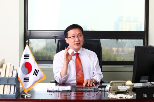 이경옥 국가기록원 (원장) / 피플>‘곱셈의 법칙’ 강조, 이경옥 국가기록원장 “세계적인 국가기록 인프라 구축 할 터”