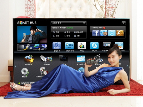 삼성스포츠토토 베팅샵와 LG스포츠토토 베팅샵 간 ‘크기 전쟁’이 휴대폰, 3D TV, 냉장고 등 전방위 제품으로 확산되며 열기를 뿜고 있다. 사진은 삼성스포츠토토 베팅샵의 75인치 3D스마트TV. [사진=삼성스포츠토토 베팅샵]